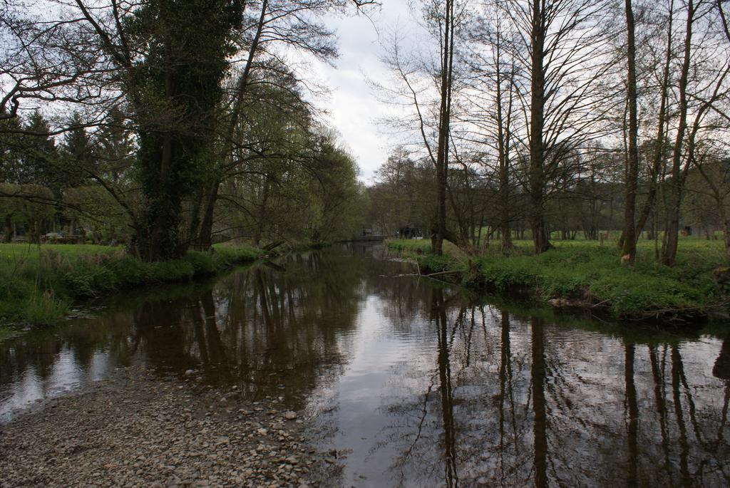 Le Gite De L Ourthe Ortheuville 외부 사진